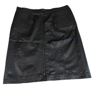 THML Faux Leather Black Skirt w/ Full Front Zip & Motto Hip Detail NWT Women’s M